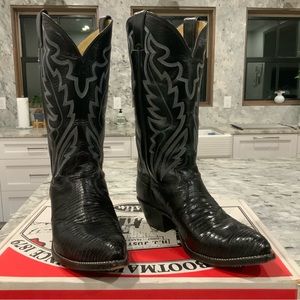 Justin Classic Western Boot size 9